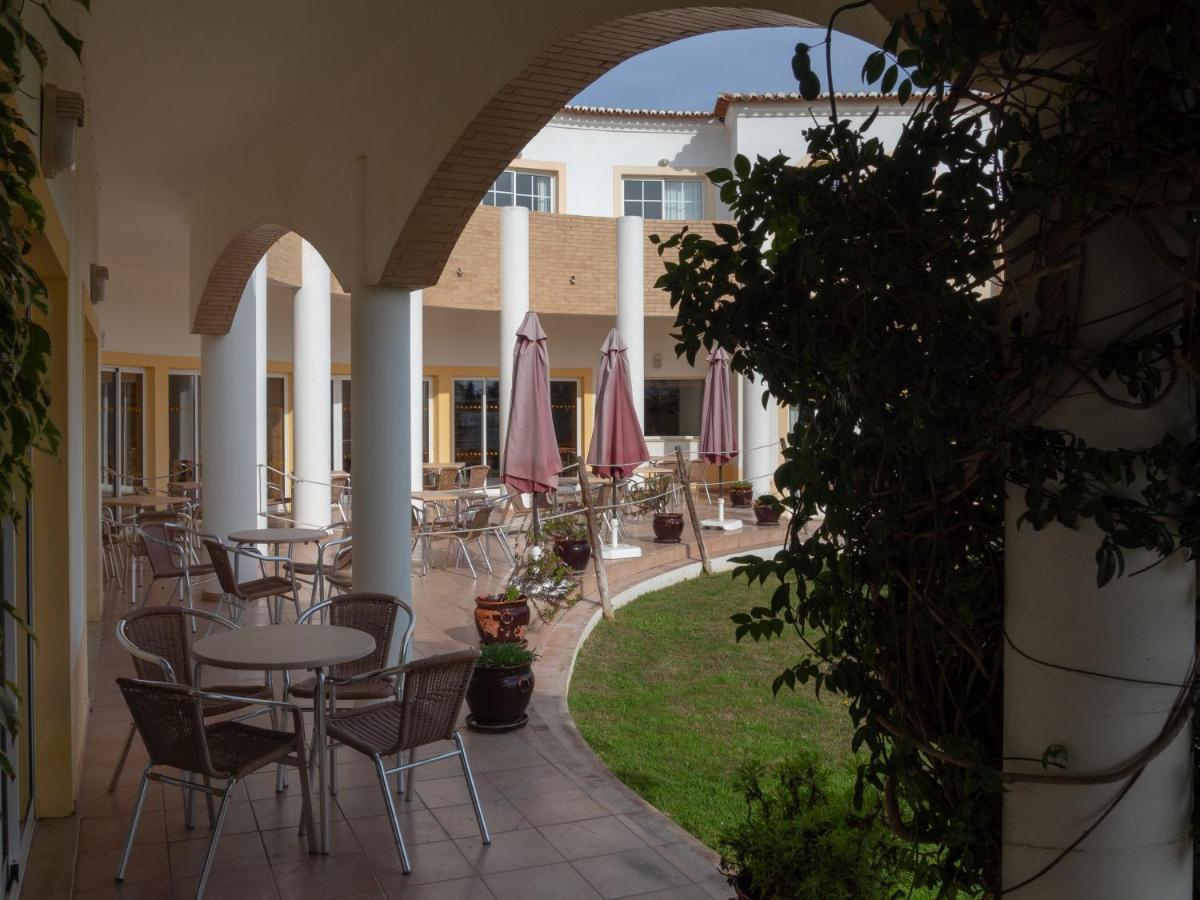 Luz Bay Hotel Екстериор снимка