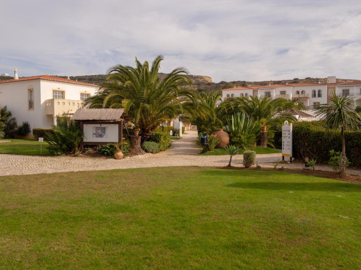Luz Bay Hotel Екстериор снимка